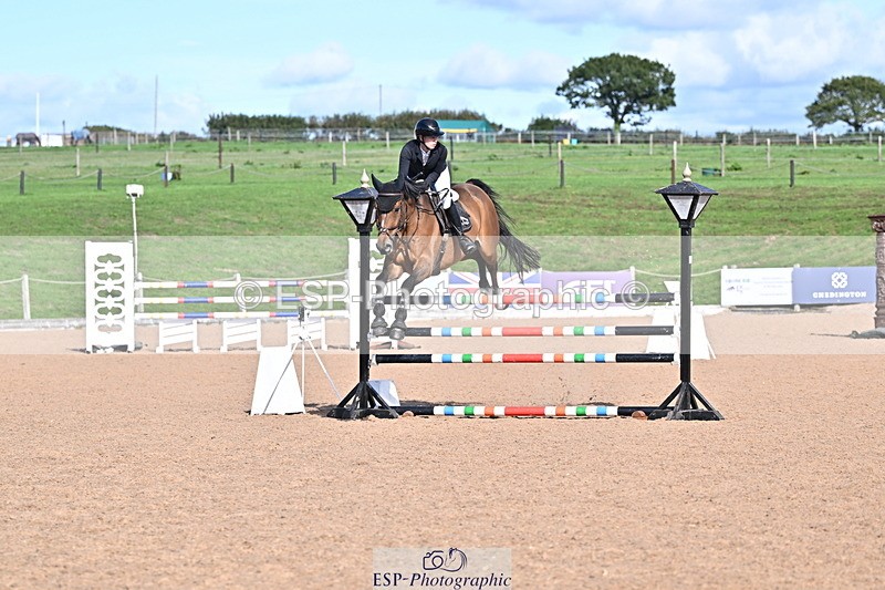 260923B-152512-00994 - Cls 06 Snr Fox & 1.20m Open