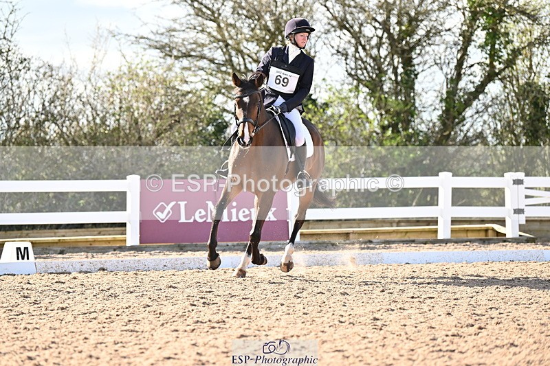 240324A-153958-04541 - Novice 28, 15.33 to 16.15