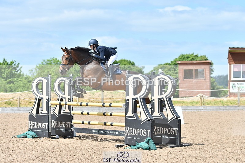 240609A-114256-04702 - Cls 17 Snr 1.05m Open