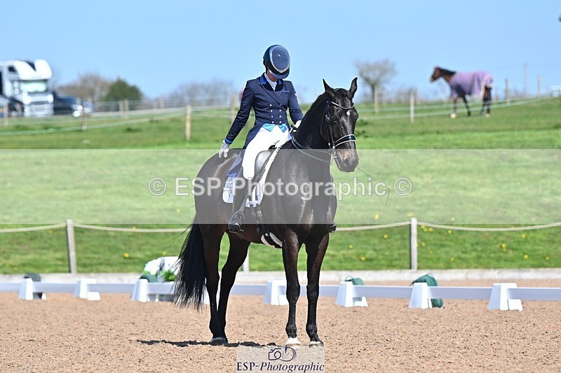 250405-122459-10629 - 174-Sarah.Khairallah-Ilowette