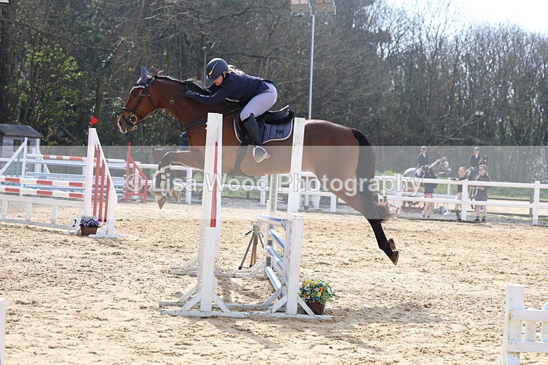 3E7A6724 - Class 4: Senior British Novice/90cm open
