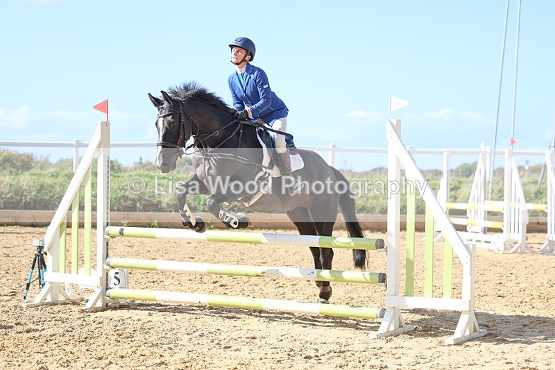 3E7A5266 - Class 9: 80cm Senior