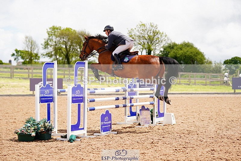 240526A-121928-08030 - Cls 26 Chard Equ 1.05m and 1.10m Grand Prix