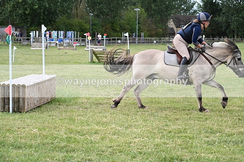 WJ7_4839 - 60cm XC Time 09:58 to 10:16