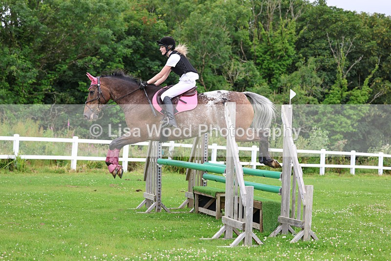 3E7A3694 - Class 6: Hawkins Motors Senior 1.00m Derby