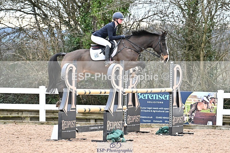 250112-141951-01597 - Cls 21 Foxhunter and 1.20m Open