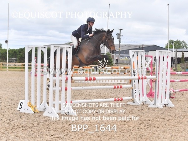 BPP_1644 - FRI CLASS 4 Senior Newcomers/ 1.10m Open