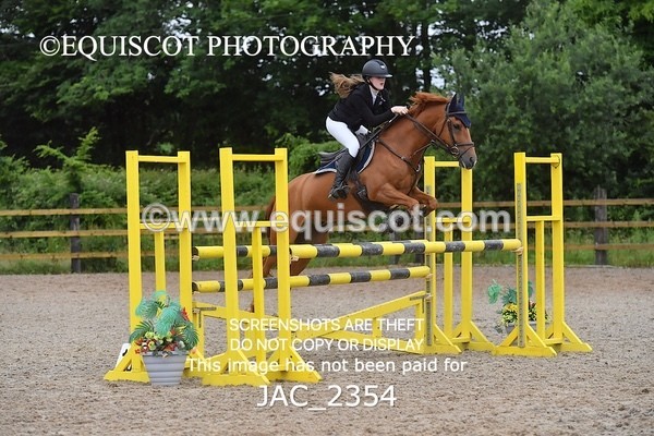 JAC_2354 - CLASS 12  Pony Foxhunter/ 1.10m Open