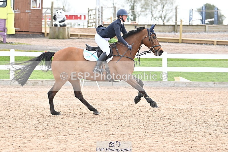 240407A-115804-05278 - Cls 27 Chard 1.05m & 1.10m Grand Prix