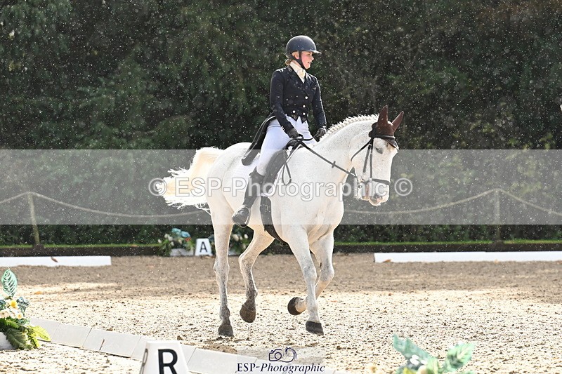 251023A-143933-05565 - B-153-Charlotte.Franck-Steier