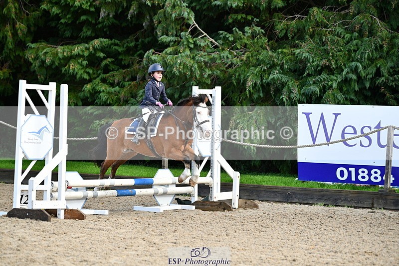 251004A-115232-00793 - Classes 4 & 5 50cm