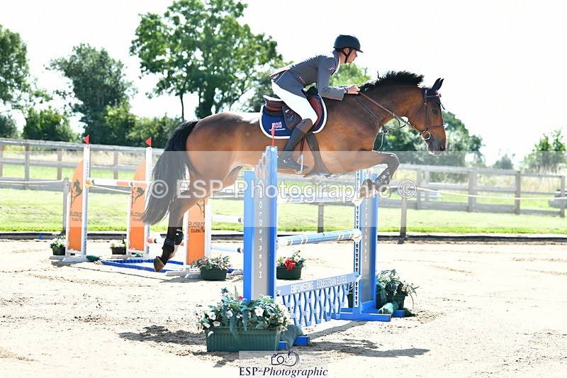 230720A-103630-01904 - Cls 5, 2 Star Medium 1.35m