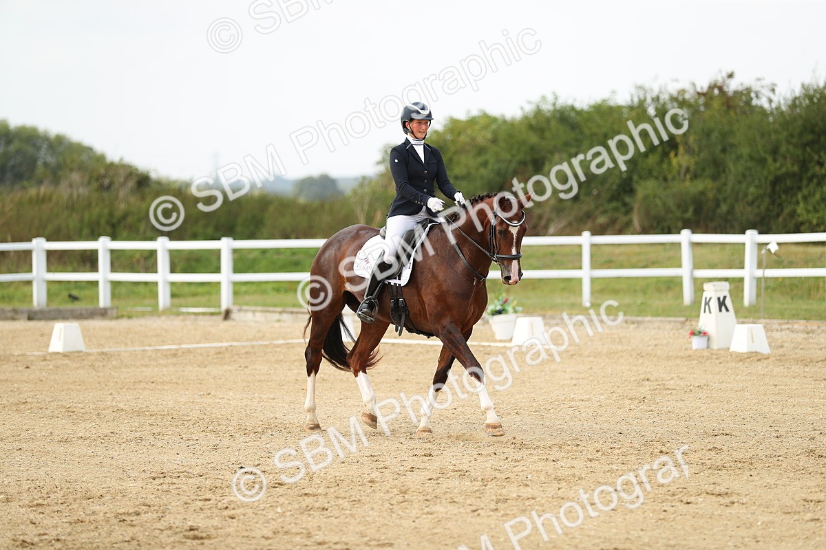 SBM_018460 - Class 14 - Novice 23 - 15.16-16.19