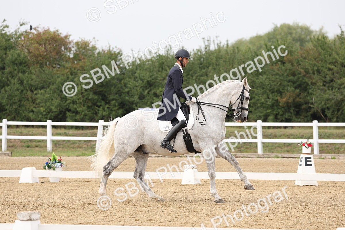 SBM_008185 - Class 10 - FEI INT I - 16.10-16.50
