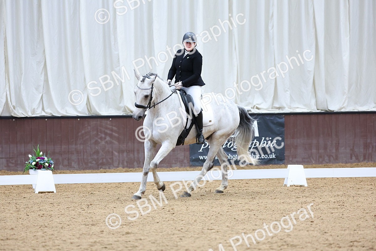 SBM_016539 - Class 16 - Novice FSM - 11.50-12.38