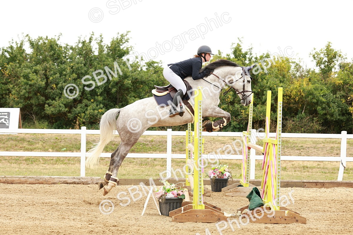 SBM_016673 - Class 20 - Senior Newcomers - 1.10m