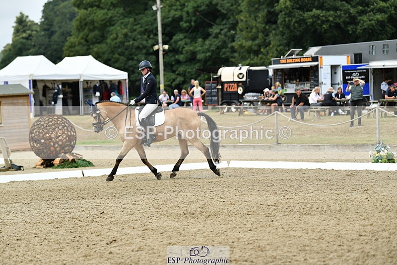 250718A-122903-01464 - 141-Chloe.Dunn-Towerhill.Shamie