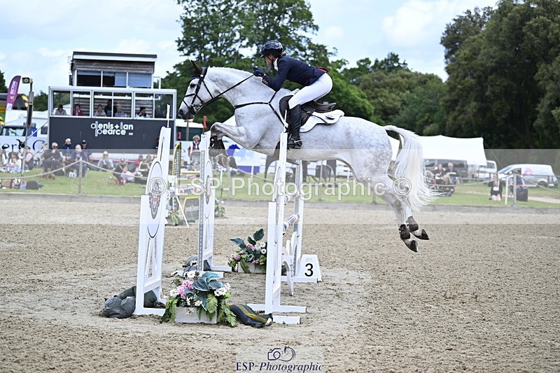 250525A-102113-15336 - A-051-Jemima.Howden-VAN.KAUNITZ