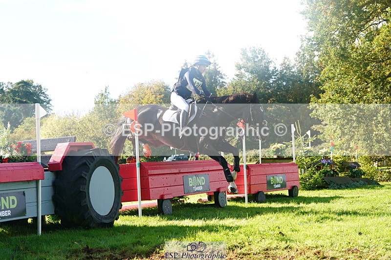 251025A-123132-19460 - F-424-Anastasia.Eaton