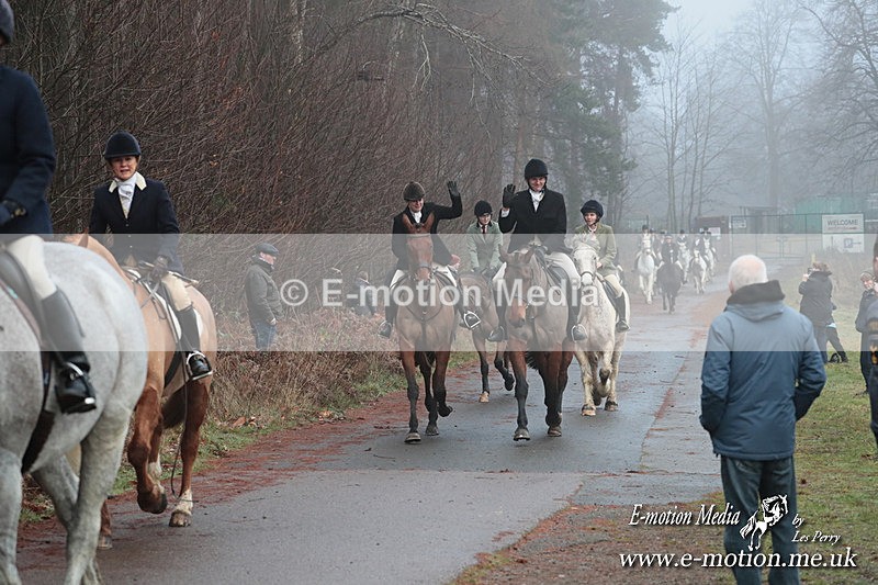 HUPY 261224 241 - Pytchley with Woodland Hunt Boxing Day Meet 26th December 2024