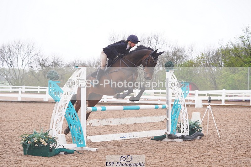 240505A-130120-05925 - Cls 18 & 19 Club & Schools 90cm