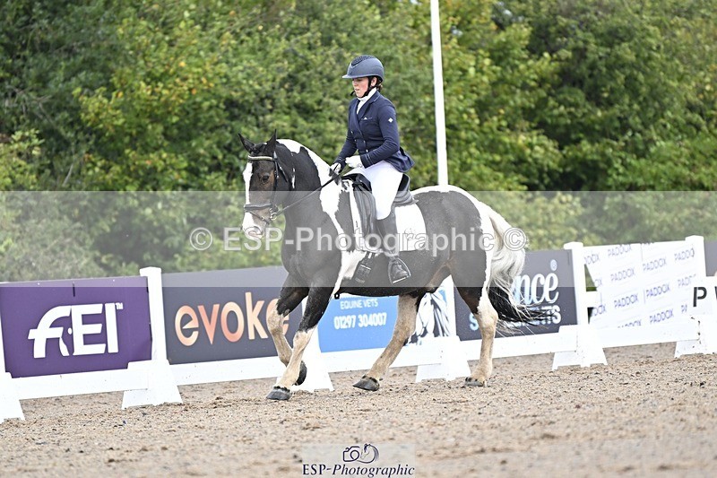 250907-105720-06426 - 082-Samantha.FussellDai.The.Pied