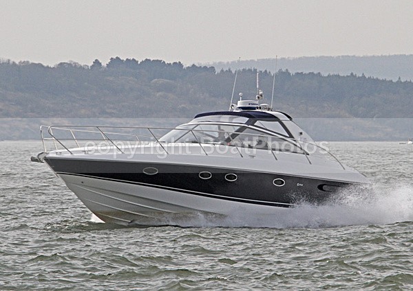100411 BLUE BEAR IMG_0448 - Motorboats - Open