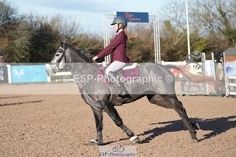 251130-103301-00932 - Cls 4 Pony Brit Nov & 80cm Open
