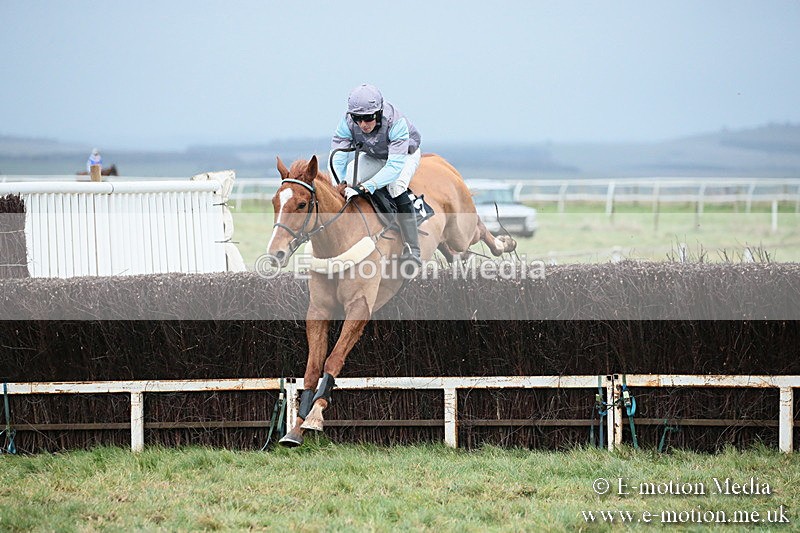 PtP 021218-180 - Hursely Hambledon Hunt Point-to-Point - Larkhill 02/12/18