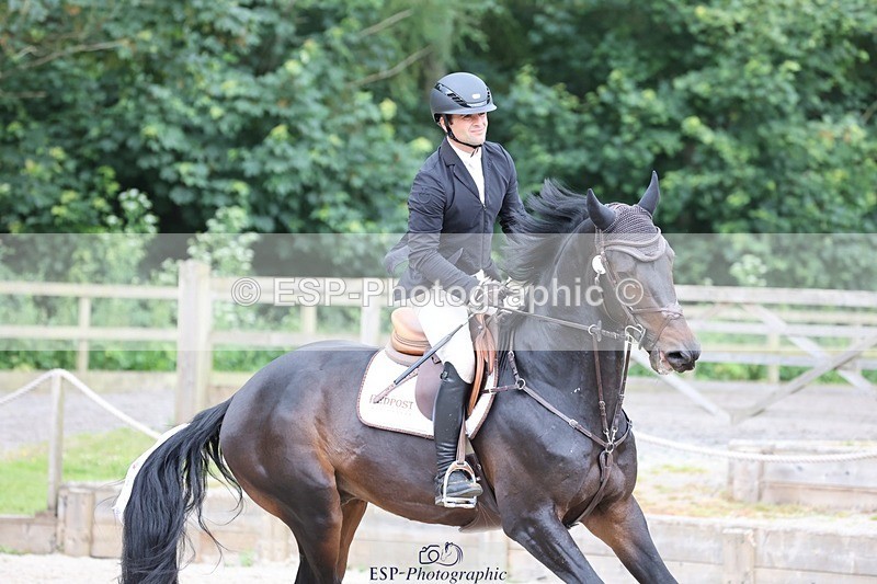 240615-125519-01427 - Cls 4 Snr Newcomers and 1.10m Open