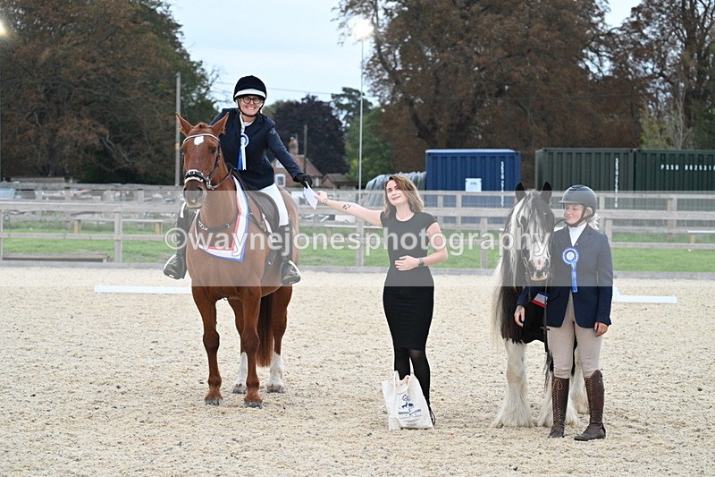 WJ7_2610 - Class 2 & Champs