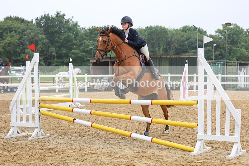 3E7A5343 - Class 4: Senior British Novice/90cm open