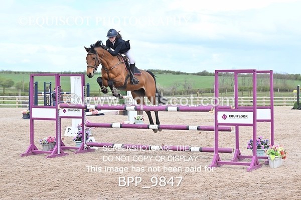 BPP_9847 - CLASS 18 SUN Ron Brady SporthorsesRHS