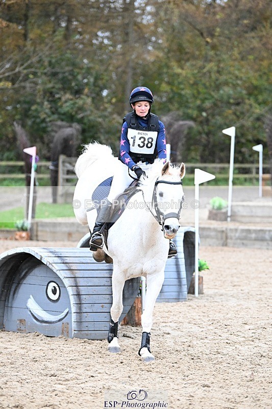 241116-142152-01956 - Cls 3 90-95cm