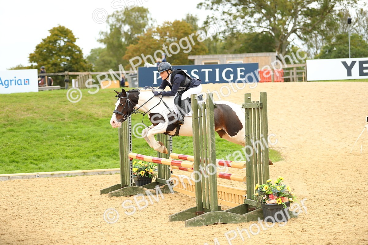 SBM_75977 - J19 - Junior 90cm Supreme Championship