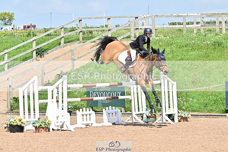 240509A-150037-02600 - Cls 11 National 1.40m Open