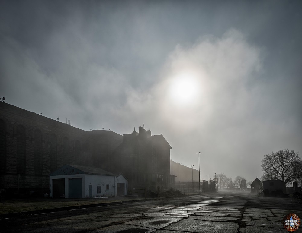 Western State Penitentiary (Pittsburgh, PA) | Foggy Morning - Western Penitentiary