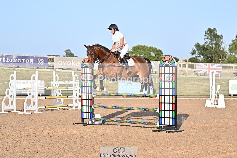 250812-191114-00535 - 1m and 1.10m