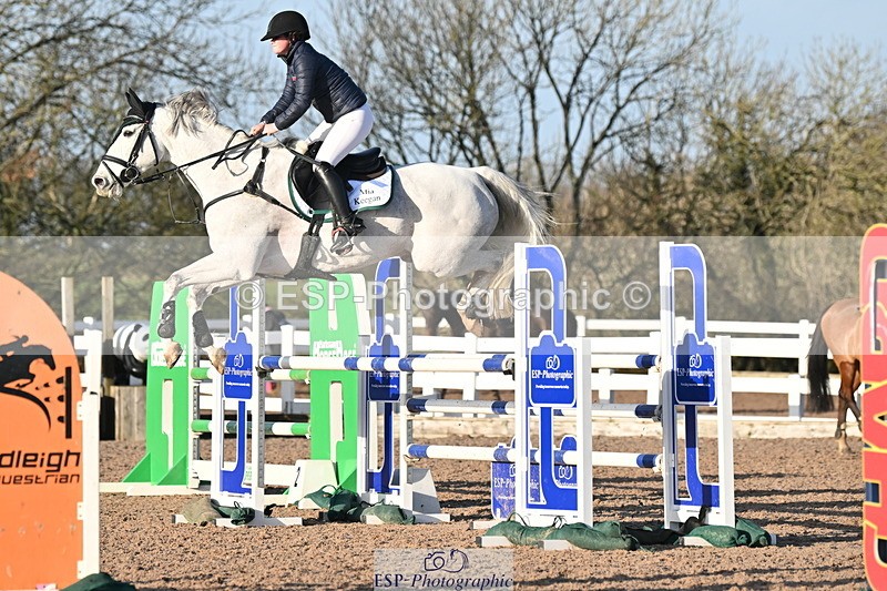 231210A-134141-02656 - Cls 20 Newcomers & 1.10m Open