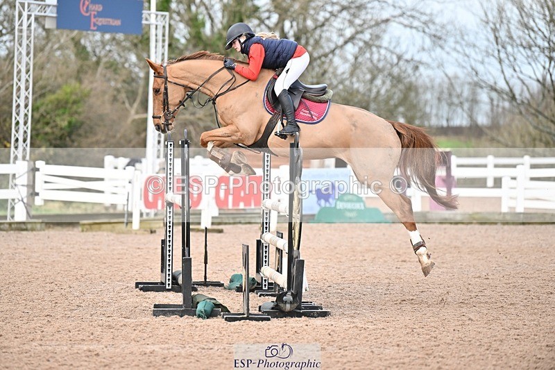 241206-130107-00883 - Cls 5 Newcomers and 1.10m Open