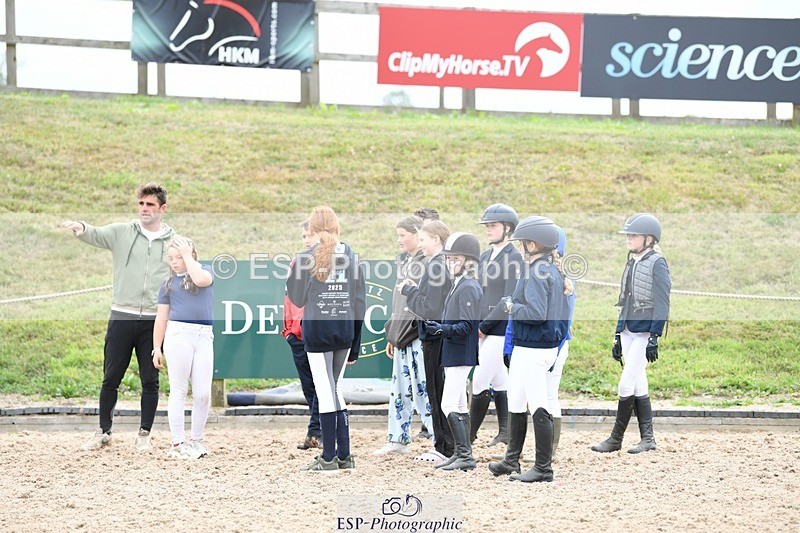 250807-094757-00057 - 60cms Round 1