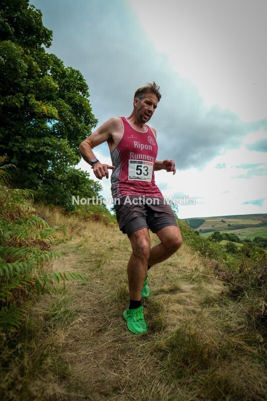 DSCF5271 - Reeth Fell race seniors
