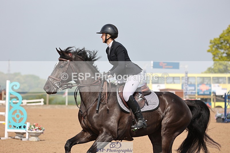 240511A-102919-11757 - Cls 33 Snr 1.20m Open