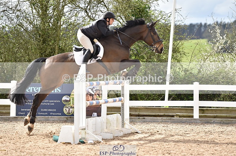 240403A-152538-00965 - Cls 5 Foxhunter and 1.20m Open