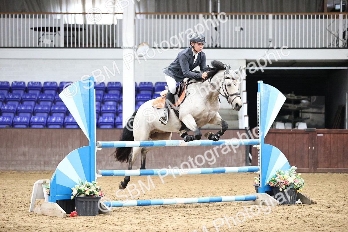 SBM_001210 - Class 5 - Blue Chip Pony Newcomers 1.00m Open