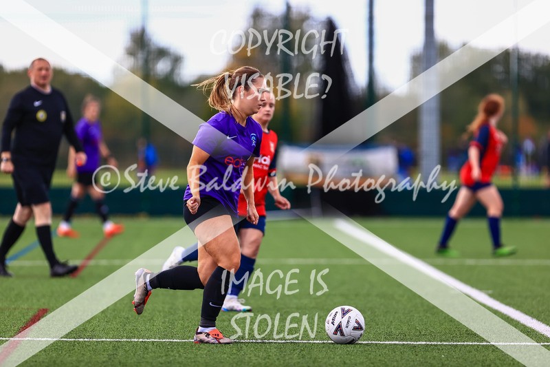1DX30798 - 2025-10-05 FC Abbey Meads Ladies V Purton  Kingsdown FC Ladies