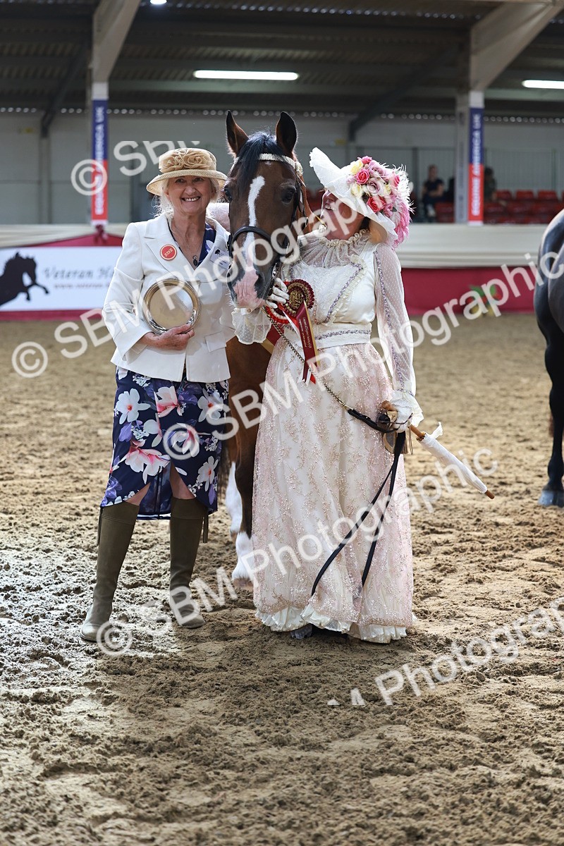 SBM_12133 - Class 103 - IH Costume