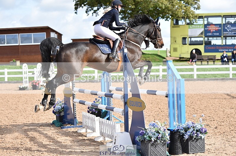 231015A-131644-08277 - Cls 25 95cm Amateur Q 2nd R