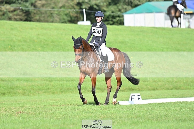 231020-115329-08269 - 650-NAOMIE.VAN.DE.BROUWERSHOEVE-Lara.Salter-DR