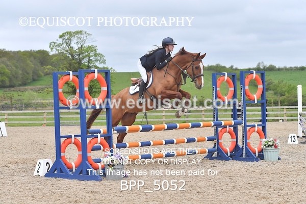 BPP_5052 - CLASS 24 SUN Senior BritiNovice/ 90cm Open